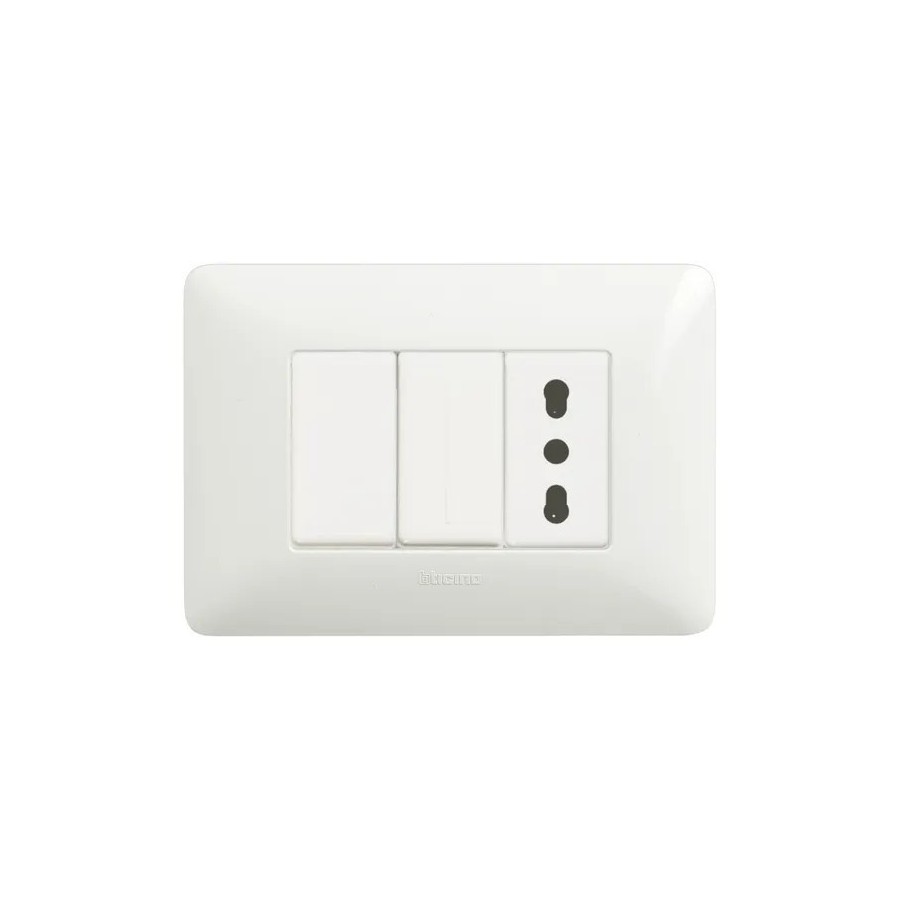 Sistema di Sicurezza 4G LTE Integrato in Presa a Muro – Monitoraggio Professionale h24