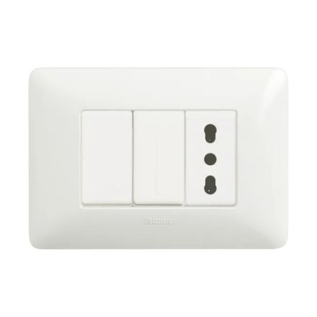 Sistema di Sicurezza 4G LTE Integrato in Presa a Muro – Monitoraggio Professionale h24