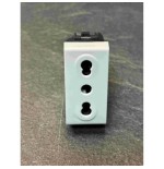 Sistema di Sicurezza 4G LTE Integrato in Presa a Muro – Monitoraggio Professionale h24