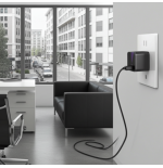 Ricarica USB Smart con Sistema di Videosorveglianza Wi-Fi Integrato