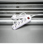 Smart Hub Multipresa con Sistema di Archiviazione Audio Wi-Fi e Sicurezza Domestica