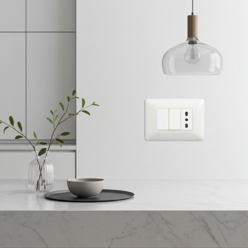 Telecamera Wi-Fi Full HD Integrata in Presa Elettrica