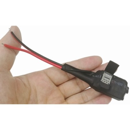 Sistema di Sicurezza Veicolare 2G: Localizzatore GPS con Diagnostica Audio Ambientale