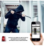 Stazione di Ricarica USB Smart con Sistema di Videosorveglianza Wi-Fi Integrato