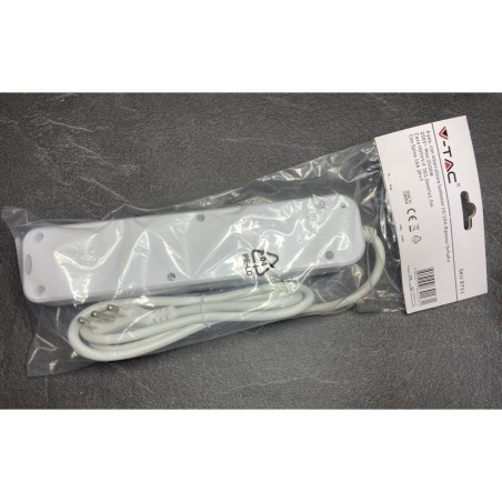 Smart Hub Multipresa con Sistema di Archiviazione Audio Wi-Fi e Sicurezza Domestica